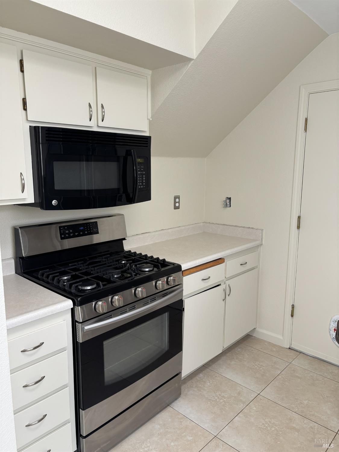 100 Ioli Ranch Circle Cloverdale CA 95425