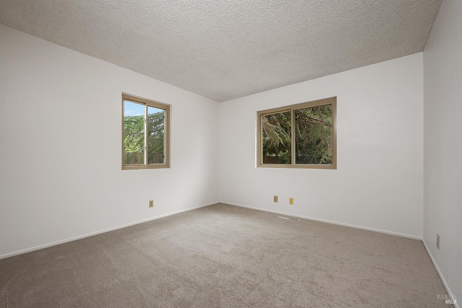 410 E Railroad Avenue Cotati CA 94931