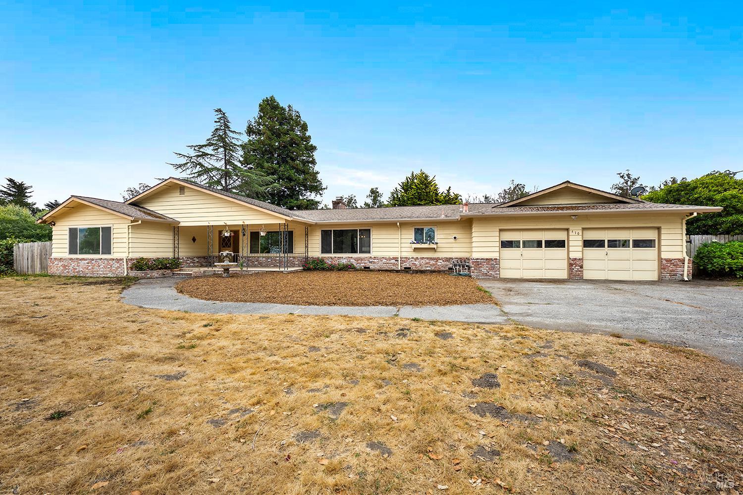 410 E Railroad Avenue Cotati CA 94931