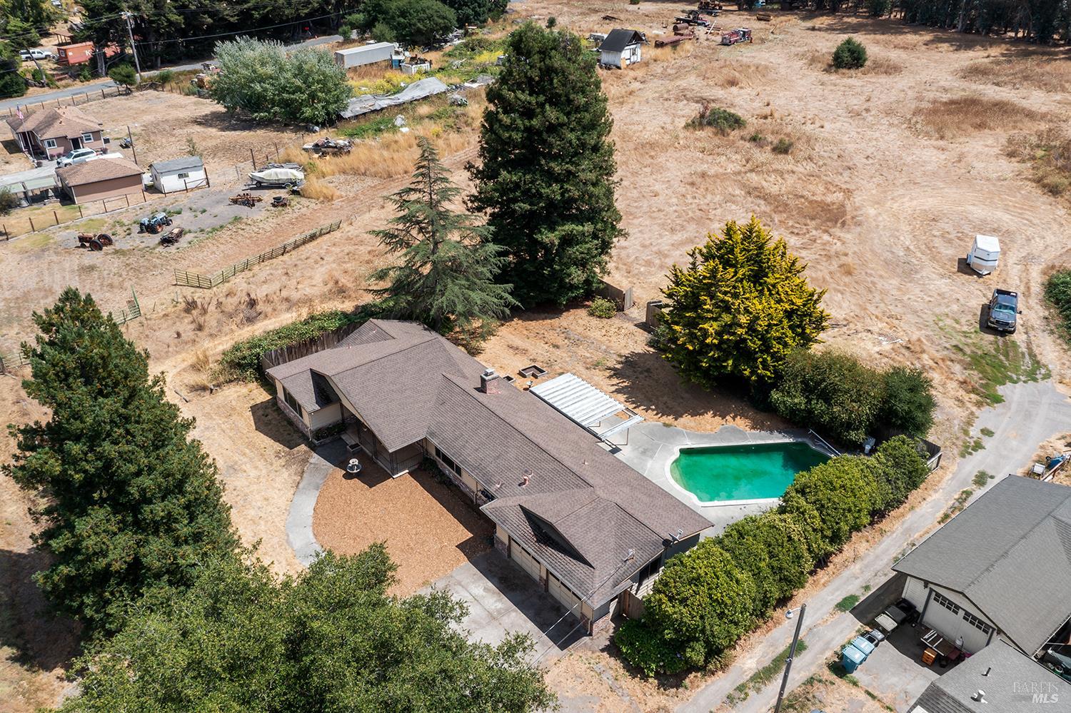 410 E Railroad Avenue Cotati CA 94931