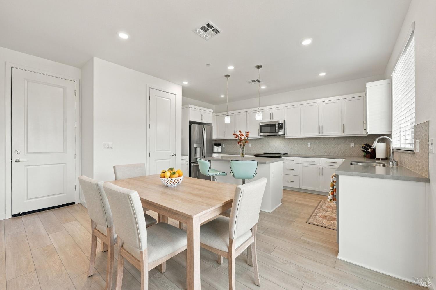 3013 Mansfield Street Vacaville CA 95687