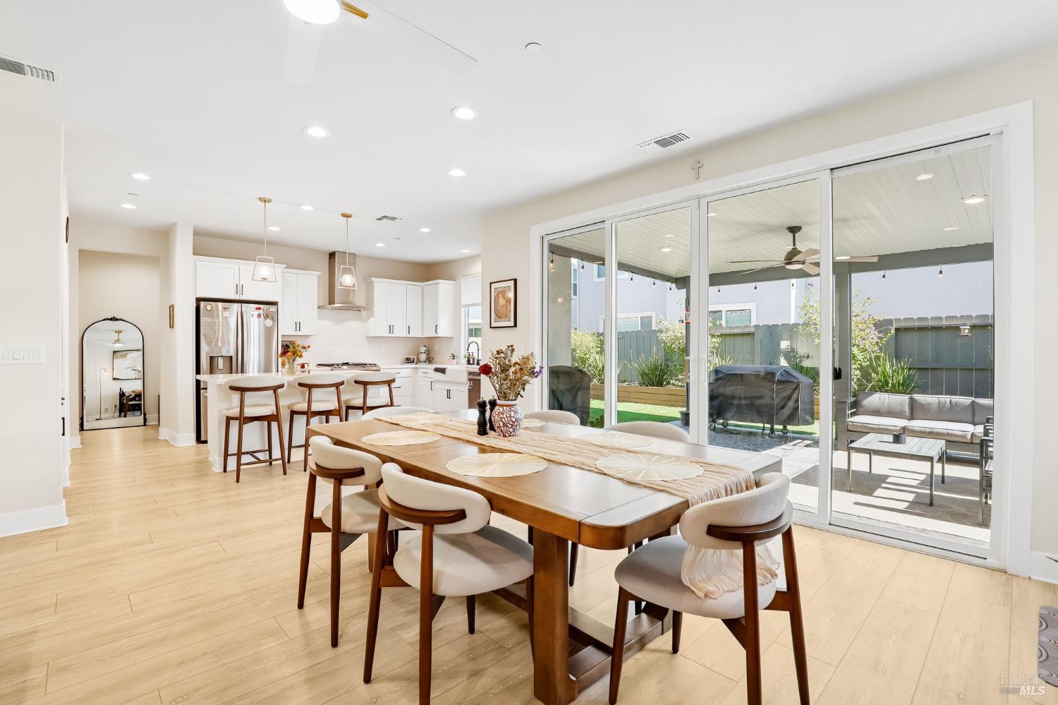 821 Cosmos Drive Vacaville CA 95687