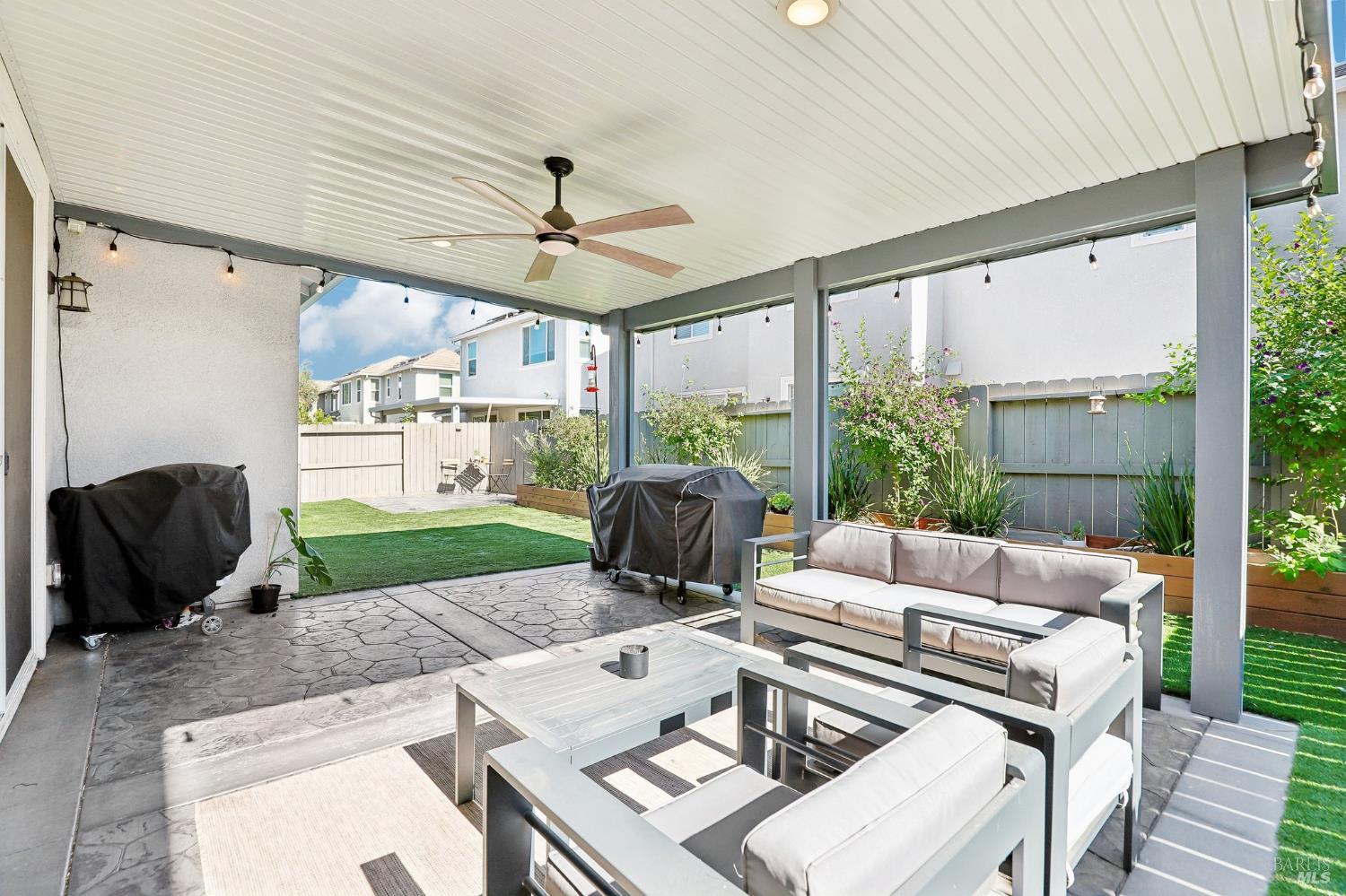 821 Cosmos Drive Vacaville CA 95687