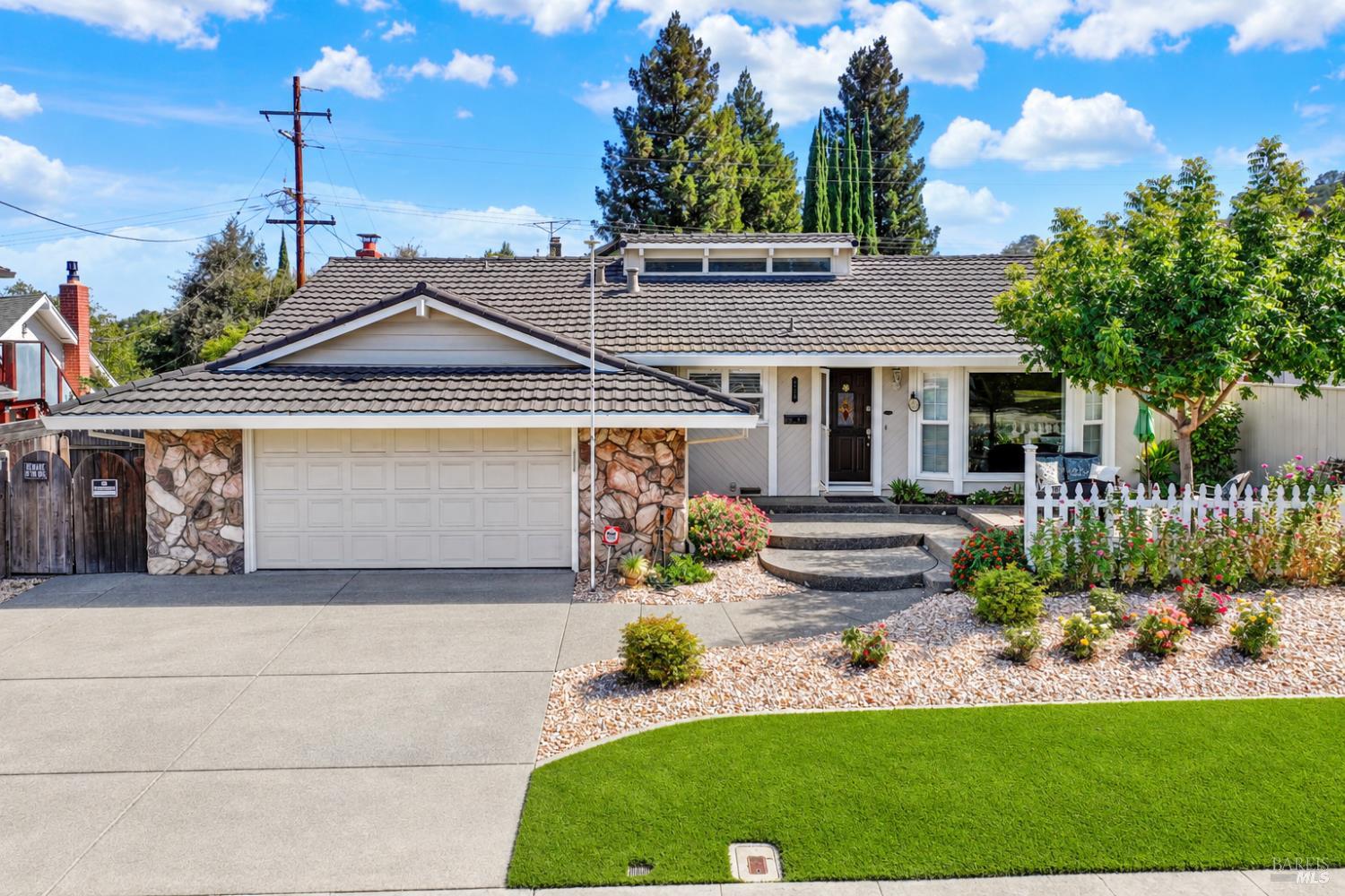 470 Meadowview Drive Vacaville CA 95688