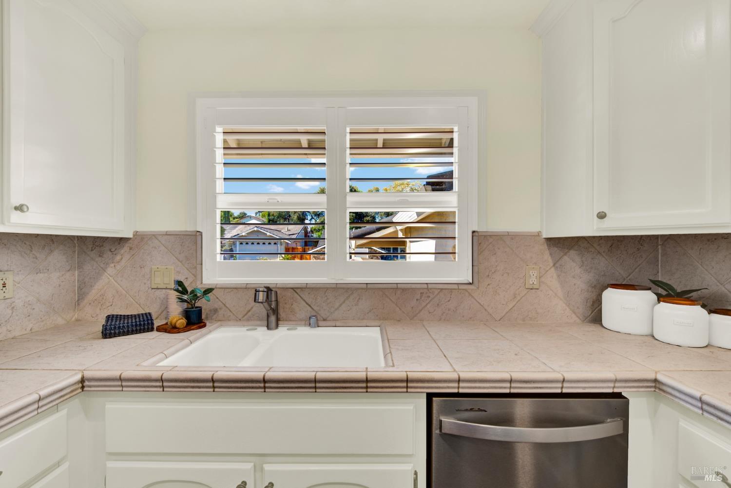 470 Meadowview Drive Vacaville CA 95688