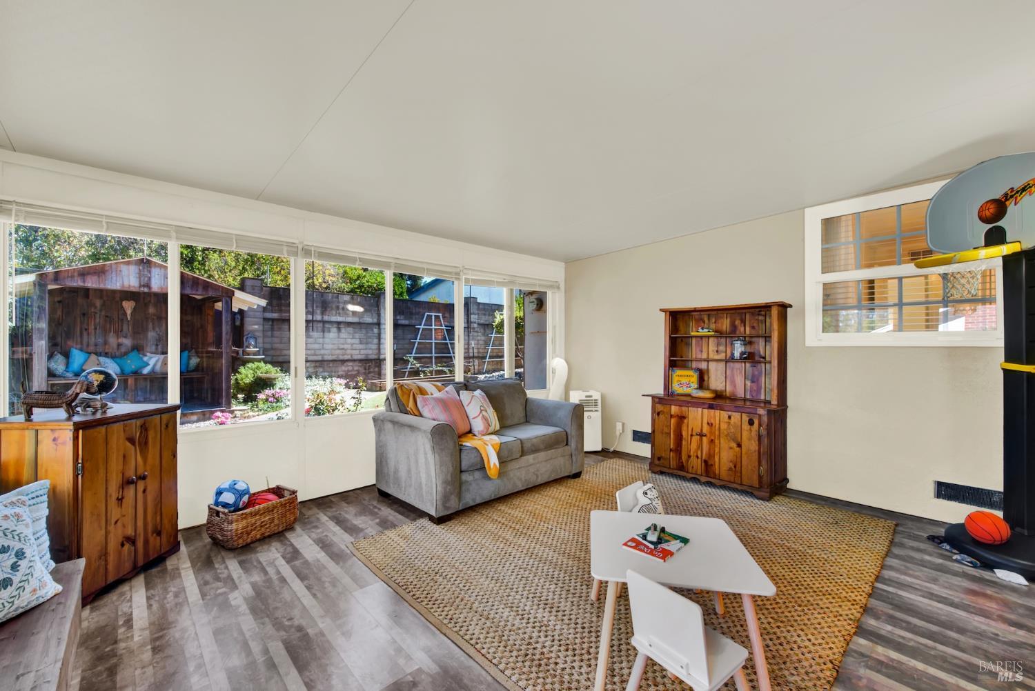 470 Meadowview Drive Vacaville CA 95688