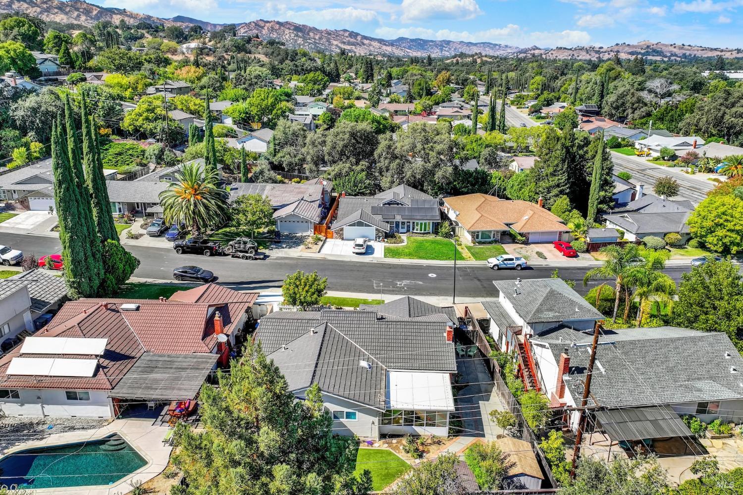470 Meadowview Drive Vacaville CA 95688
