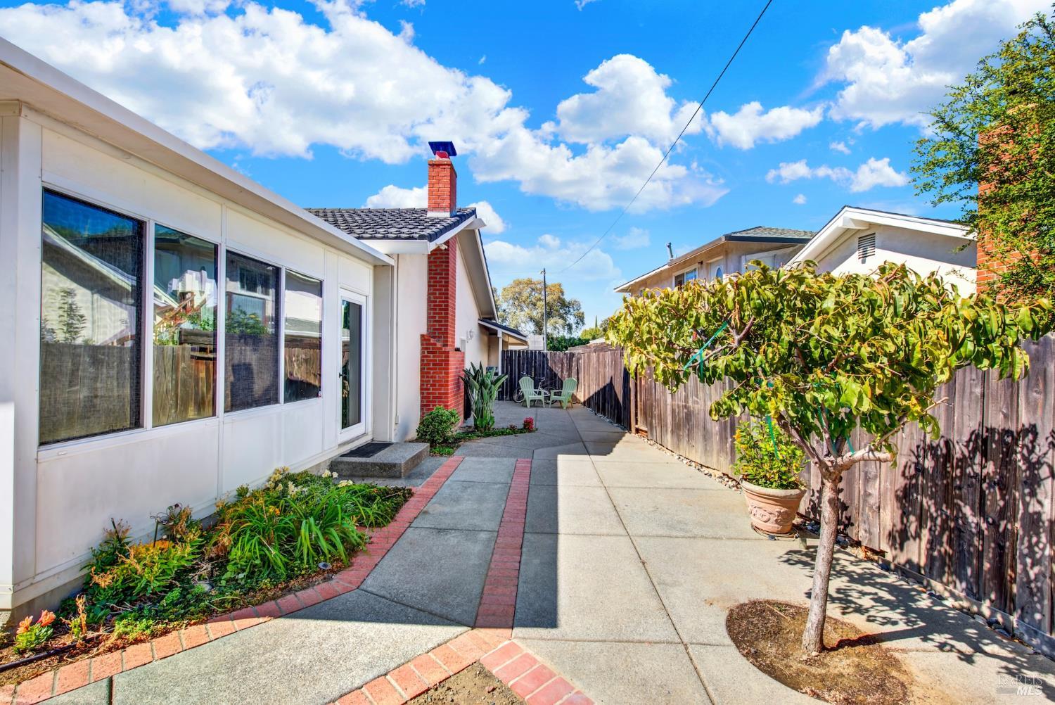 470 Meadowview Drive Vacaville CA 95688