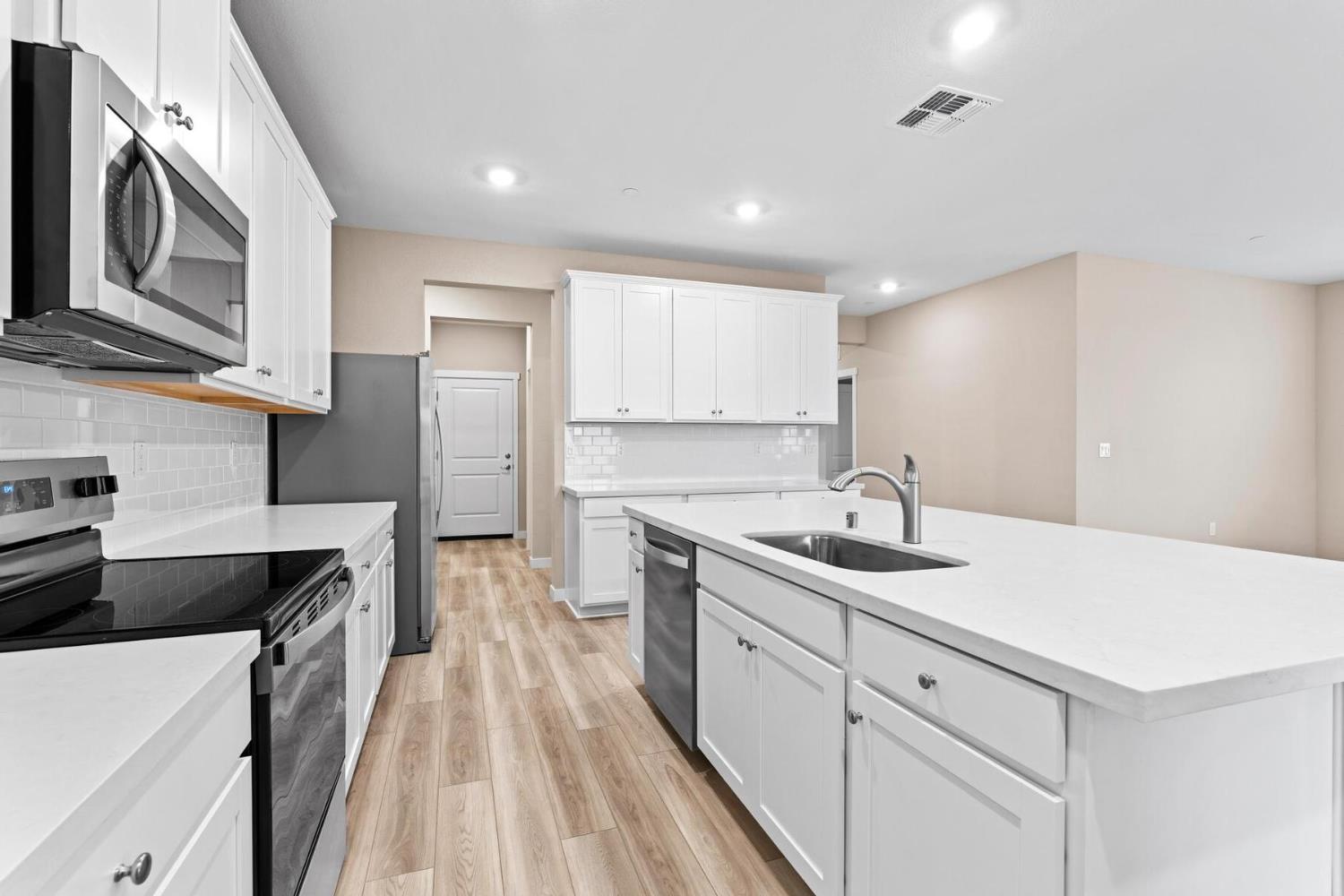 3440 Jake Way Denair CA 95316