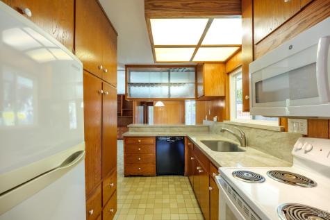 1963 Indian Valley Road Novato CA 94947