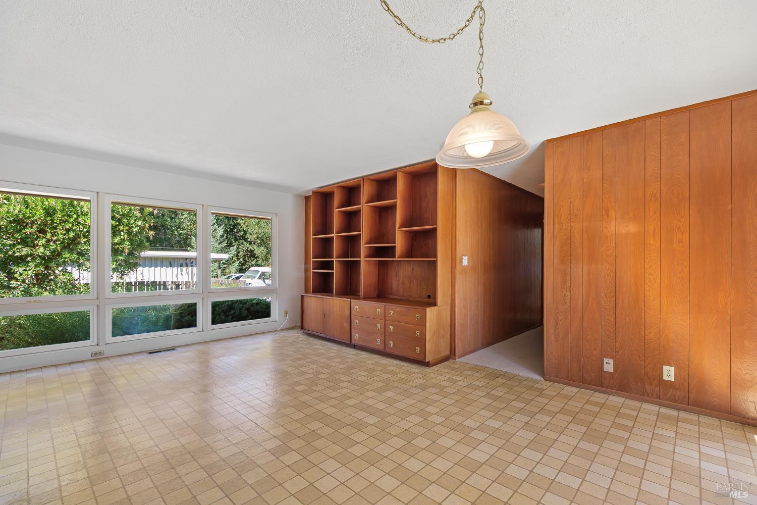 1963 Indian Valley Road Novato CA 94947