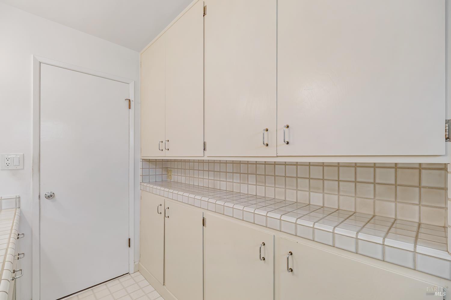 1963 Indian Valley Road Novato CA 94947