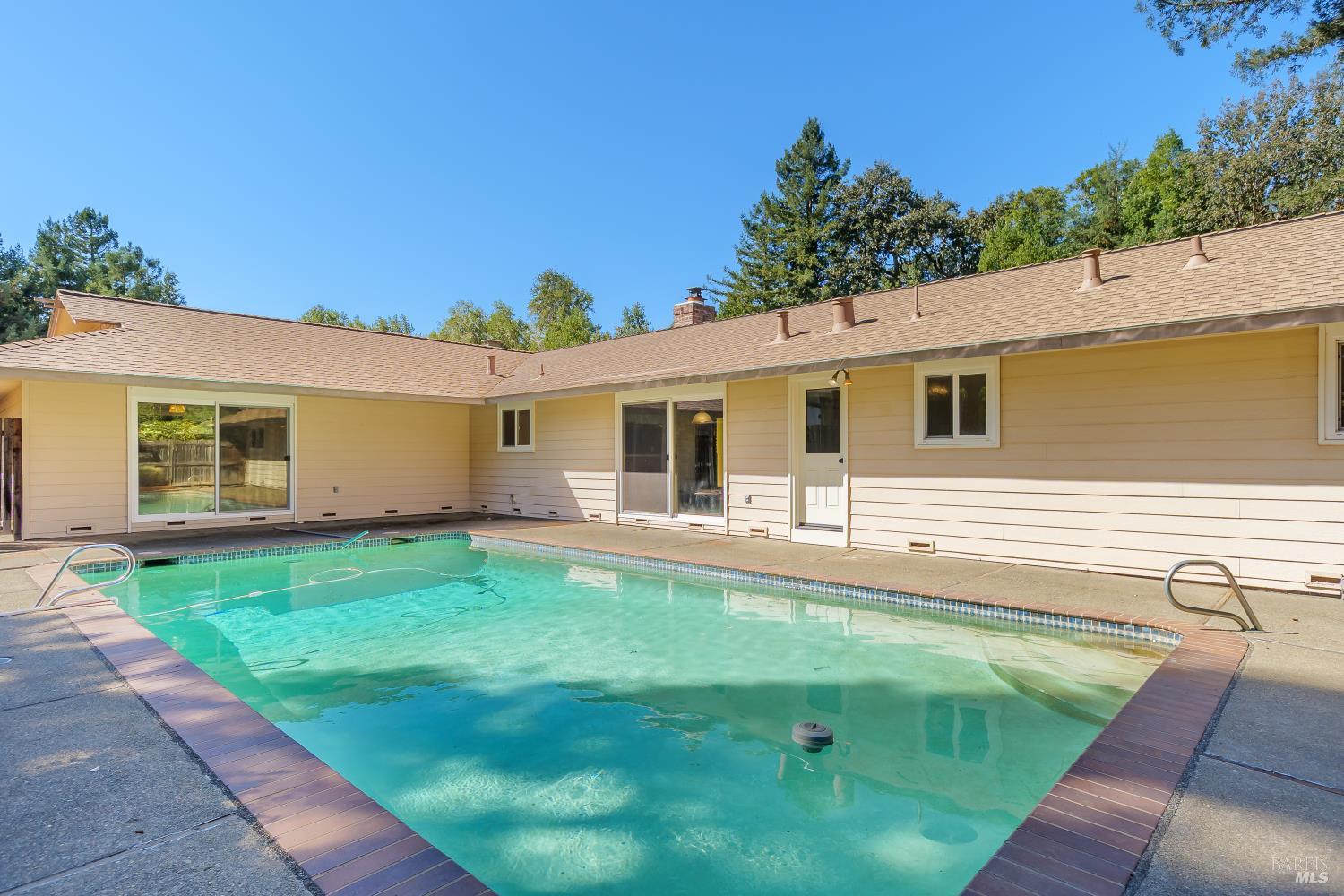 1963 Indian Valley Road Novato CA 94947