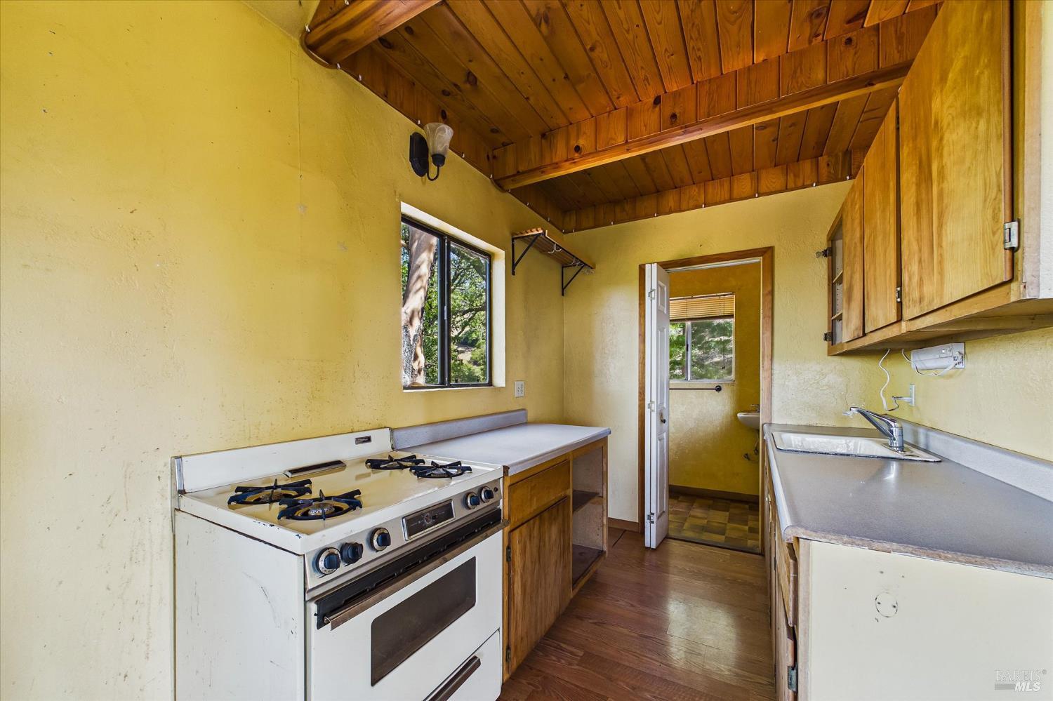 3450 Laytonville Dos Rios Road Laytonville CA 95454