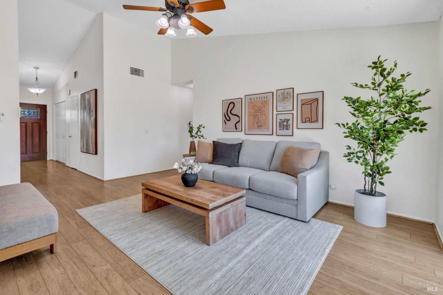 906 Steller Way Suisun City CA 94585