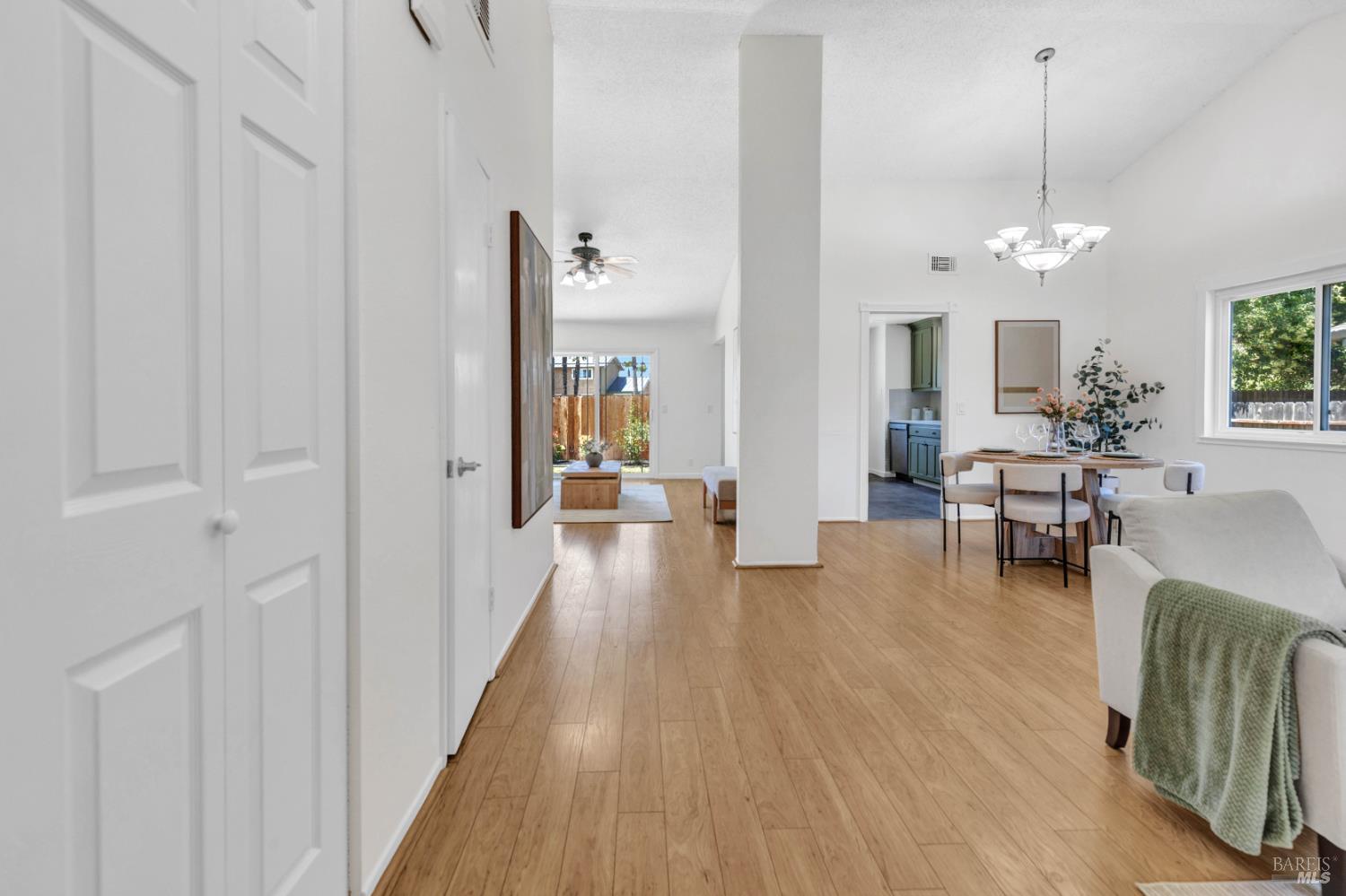 906 Steller Way Suisun City CA 94585
