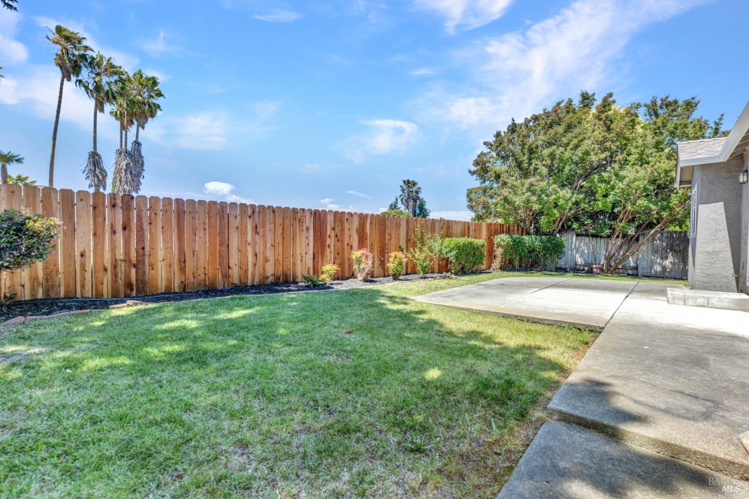 906 Steller Way Suisun City CA 94585