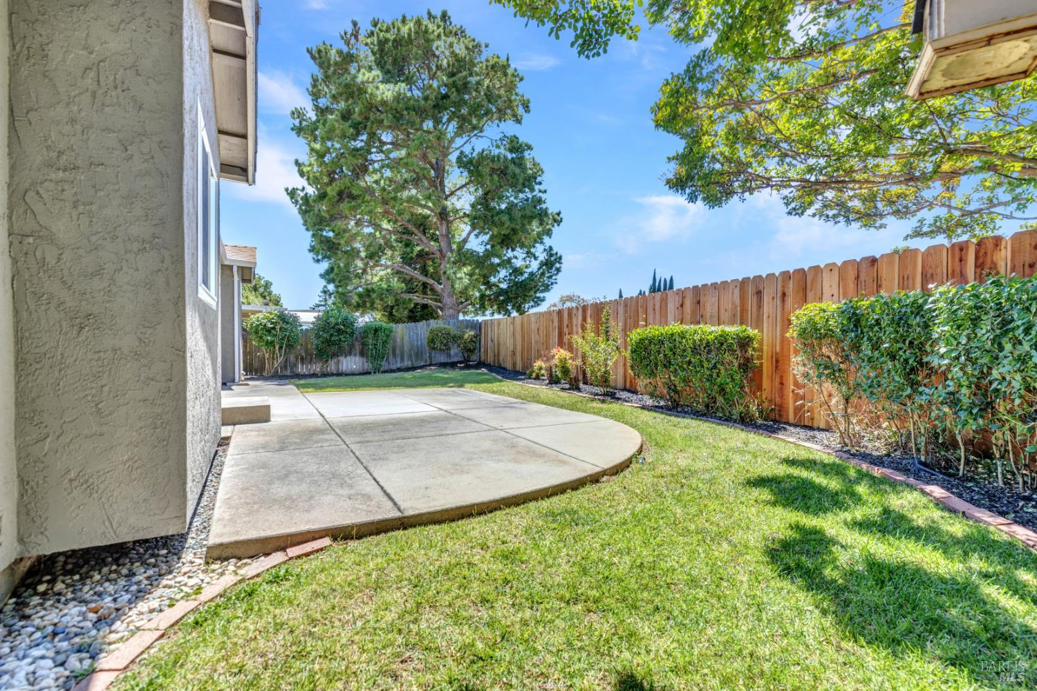 906 Steller Way Suisun City CA 94585