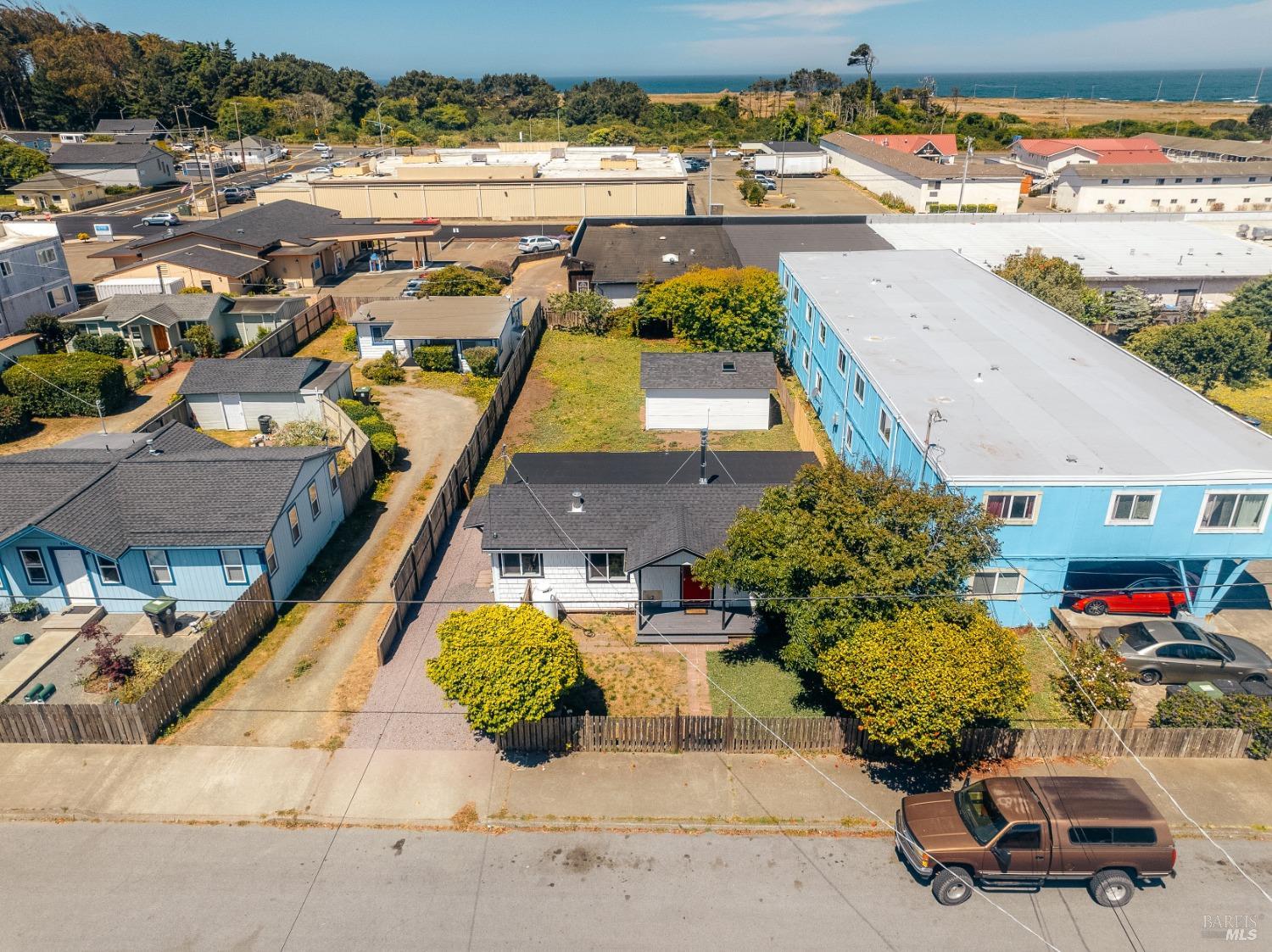 459 S Mcpherson Street Fort Bragg CA 95437