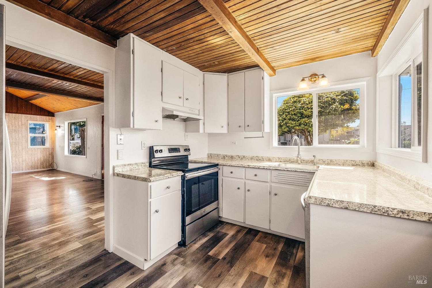 459 S Mcpherson Street Fort Bragg CA 95437