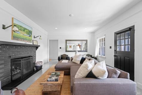 8781 Martinelli Road Forestville CA 95436