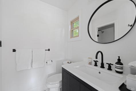 8781 Martinelli Road Forestville CA 95436