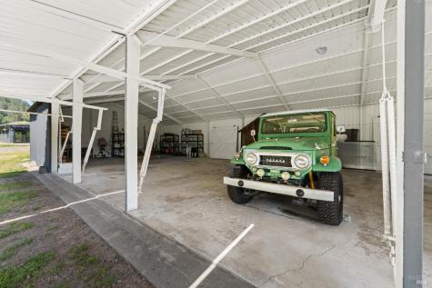 8781 Martinelli Road Forestville CA 95436