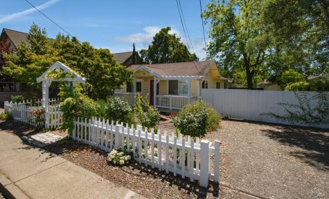 195 W Macarthur Street Sonoma CA 95476