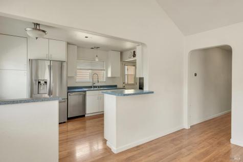 195 W Macarthur Street Sonoma CA 95476