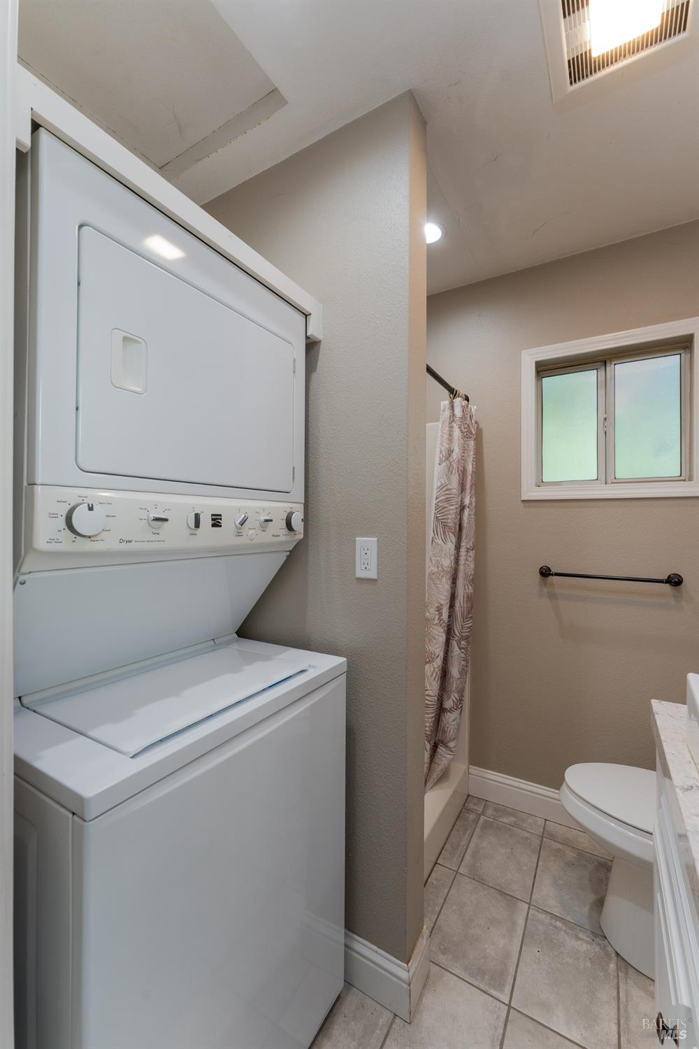 402 Grove Avenue Ukiah CA 95482