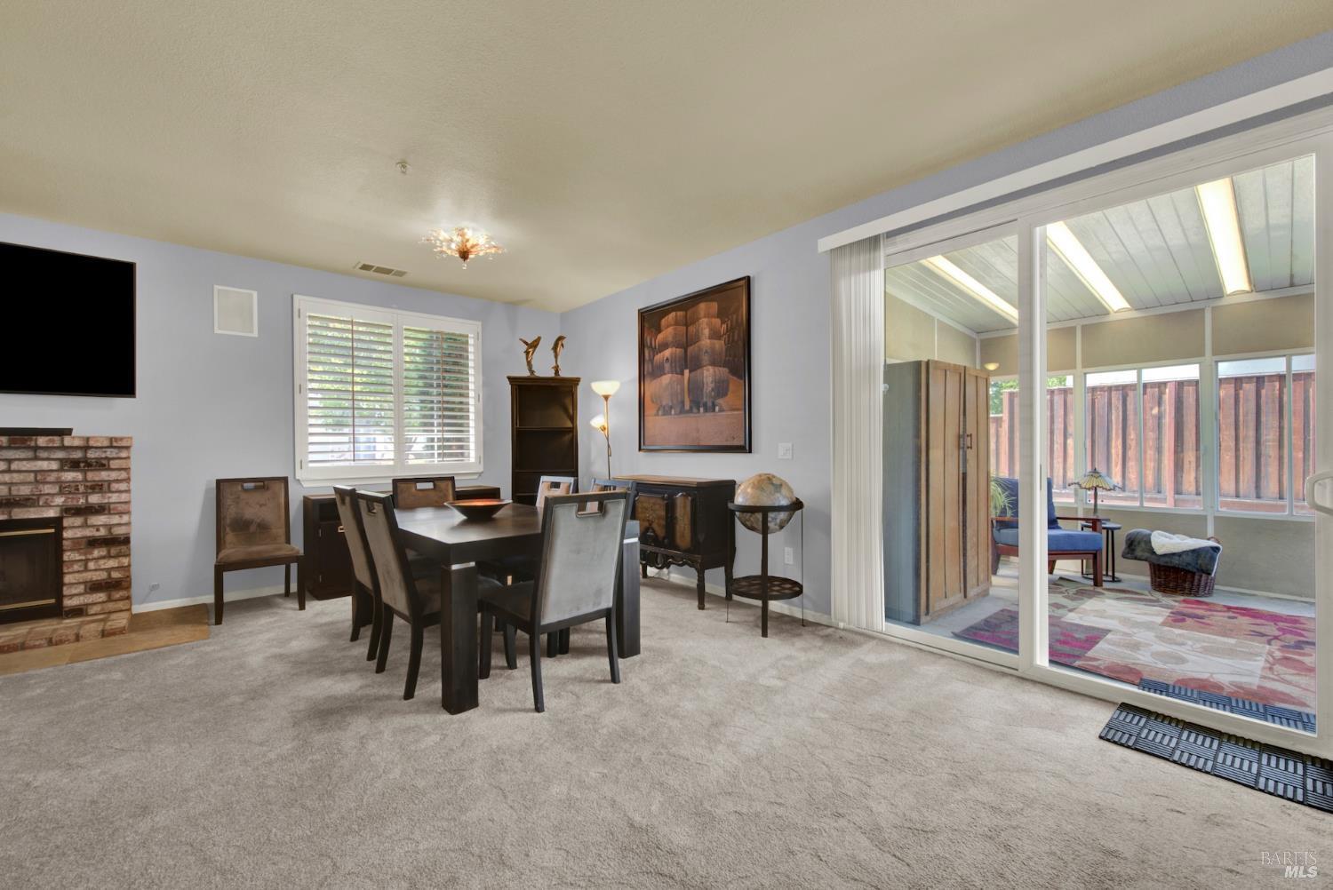 2138 Devonshire Drive Napa CA 94559