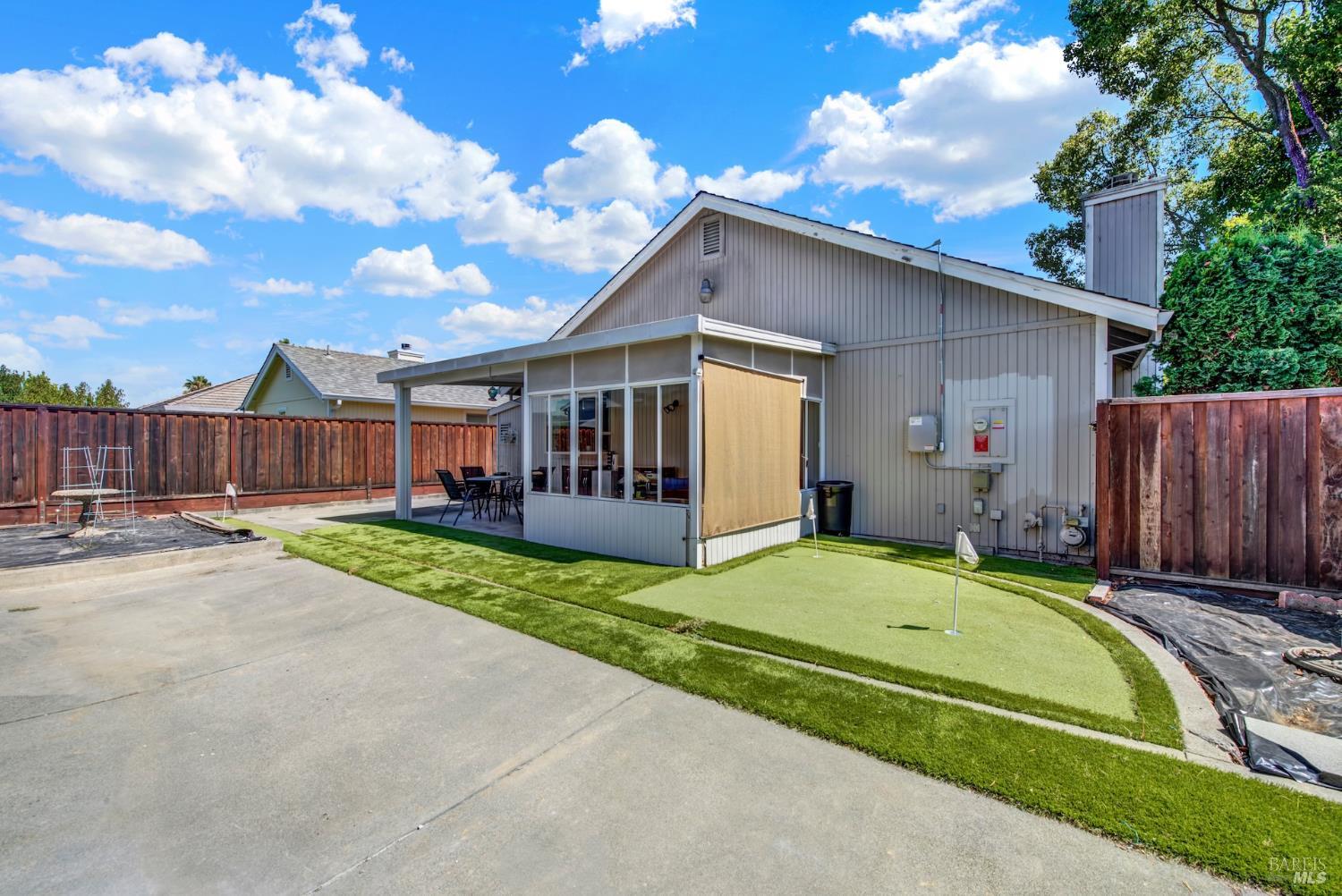 2138 Devonshire Drive Napa CA 94559