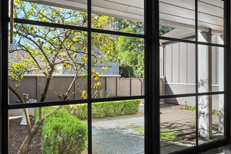 895 Princeton Drive Sonoma CA 95476
