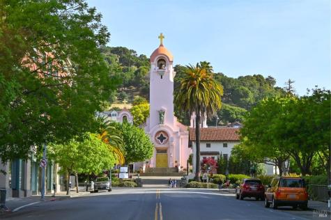 251 W End Avenue San Rafael CA 94901