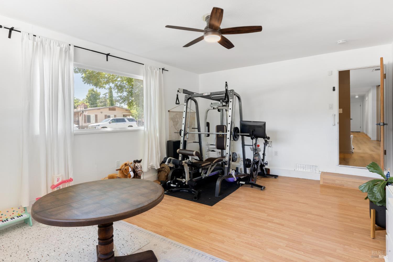 350 N 7th Street Dixon CA 95620