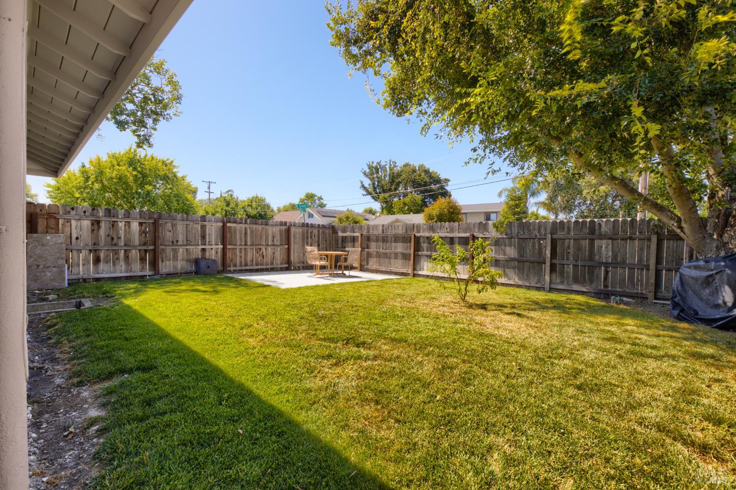 350 N 7th Street Dixon CA 95620