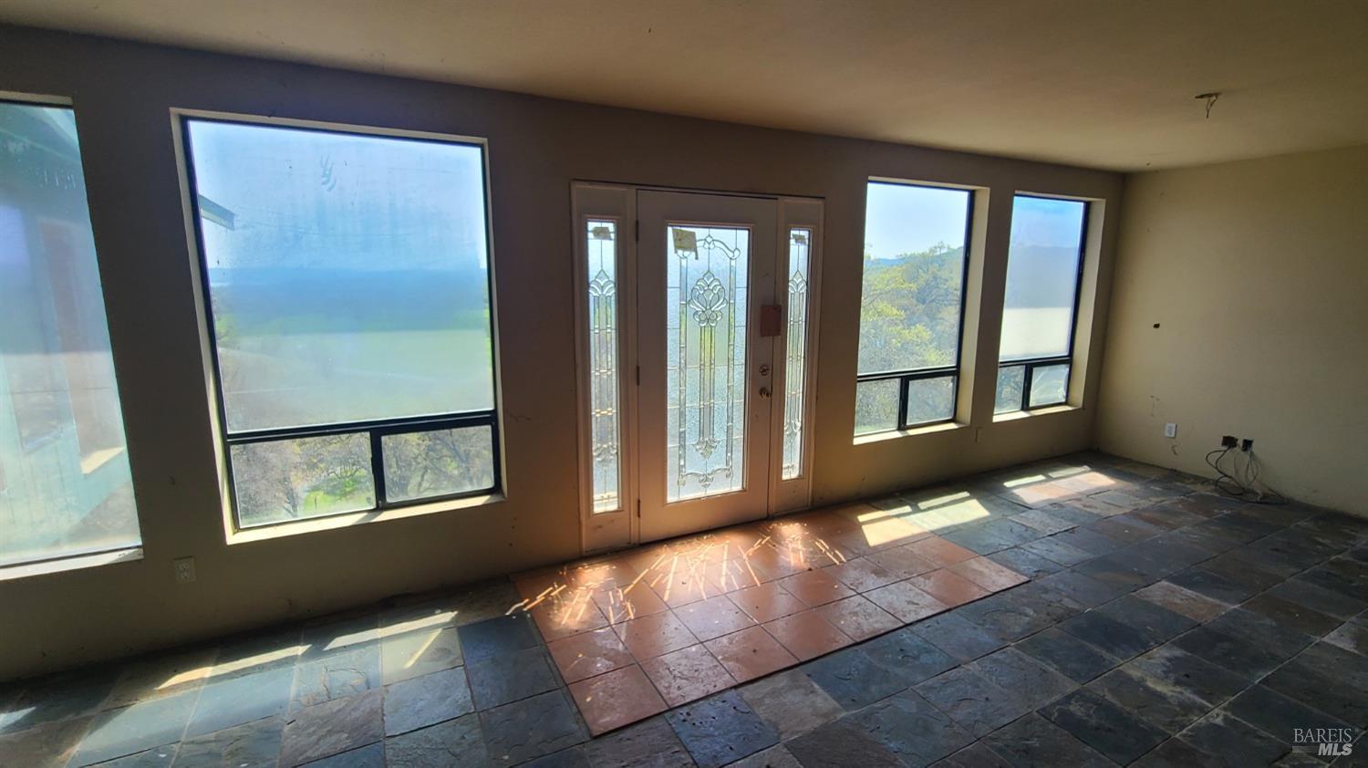 9176 Upper Lake Lucerne Road Upper Lake CA 95485