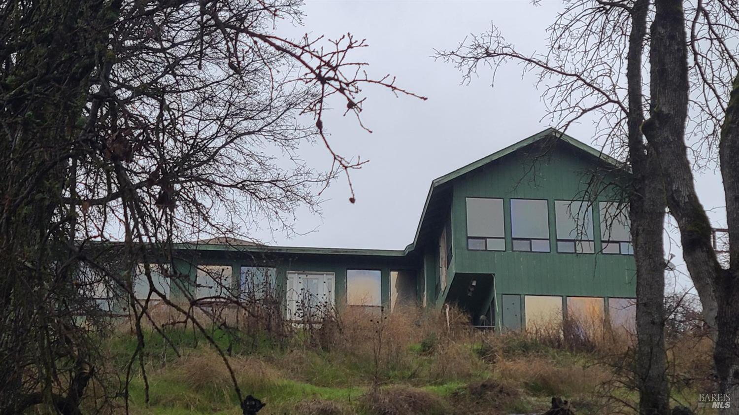 9176 Upper Lake Lucerne Road Upper Lake CA 95485