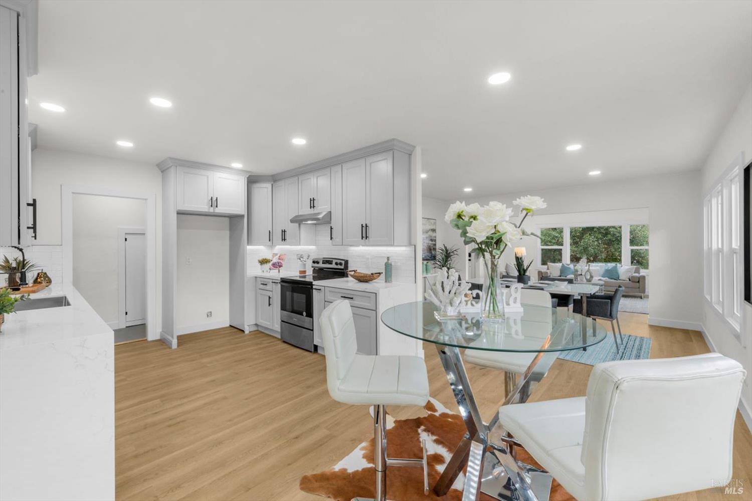 435 Alhambra Street Crockett CA 94525