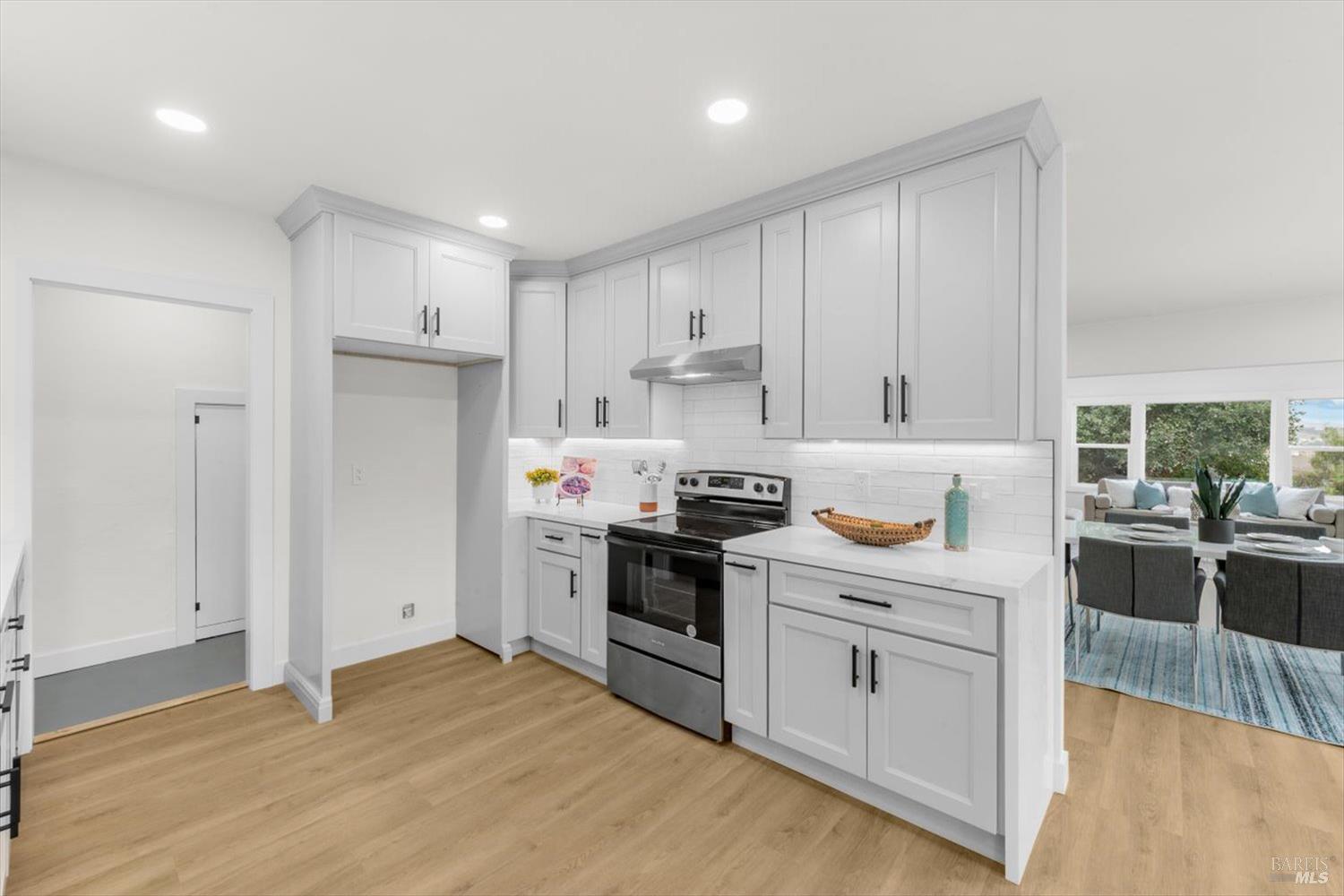 435 Alhambra Street Crockett CA 94525