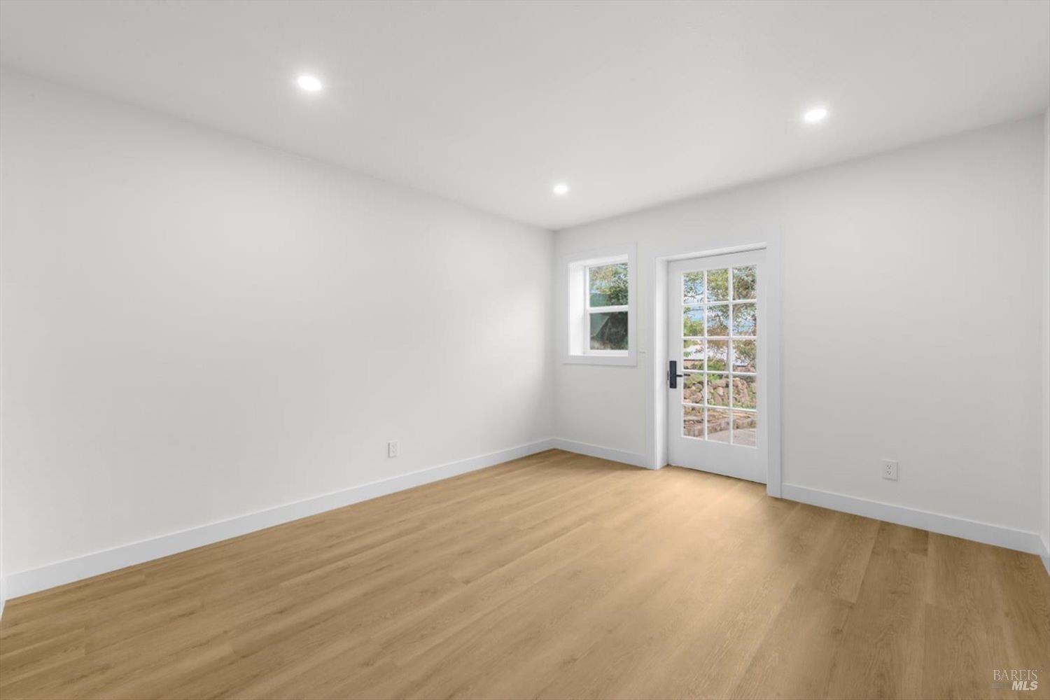 435 Alhambra Street Crockett CA 94525