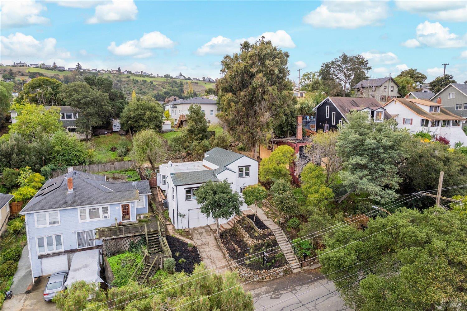 435 Alhambra Street Crockett CA 94525
