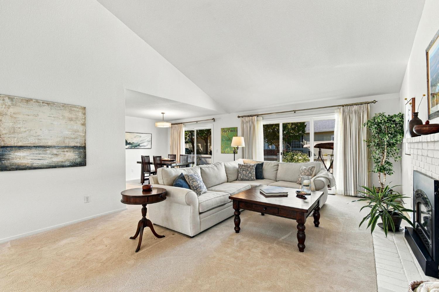 8295 Oakmont Drive Santa Rosa CA 95409
