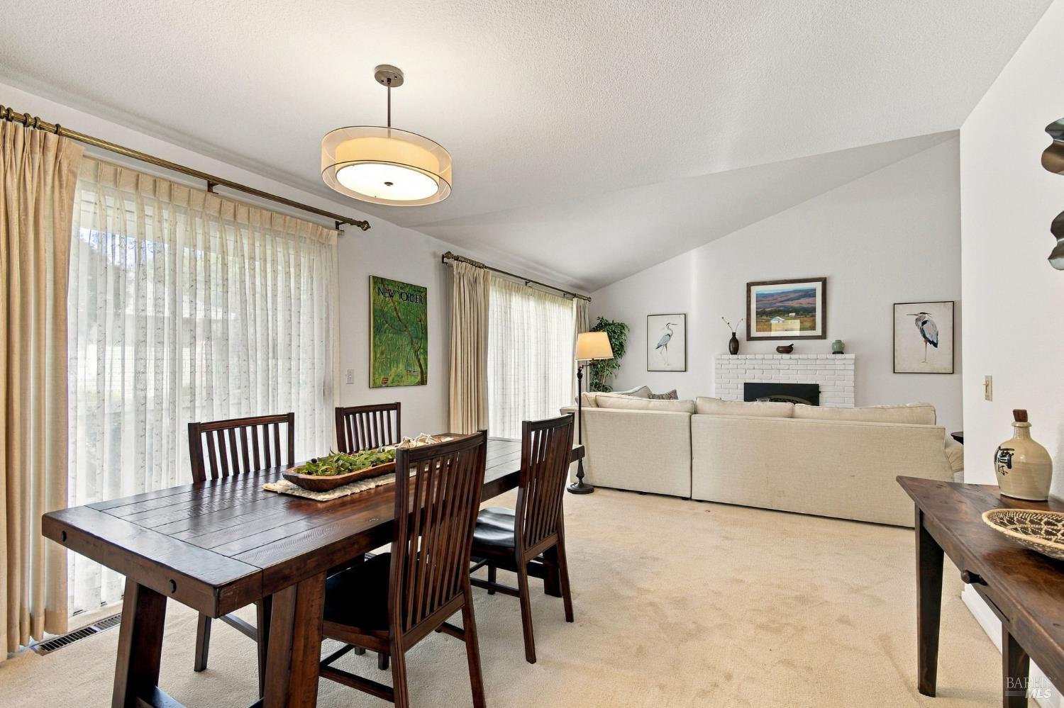 8295 Oakmont Drive Santa Rosa CA 95409