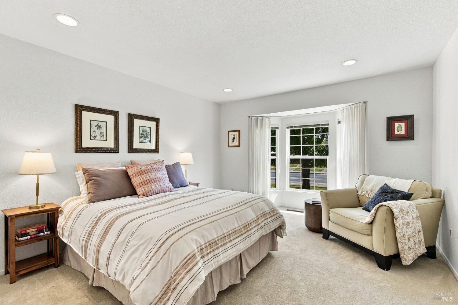 8295 Oakmont Drive Santa Rosa CA 95409