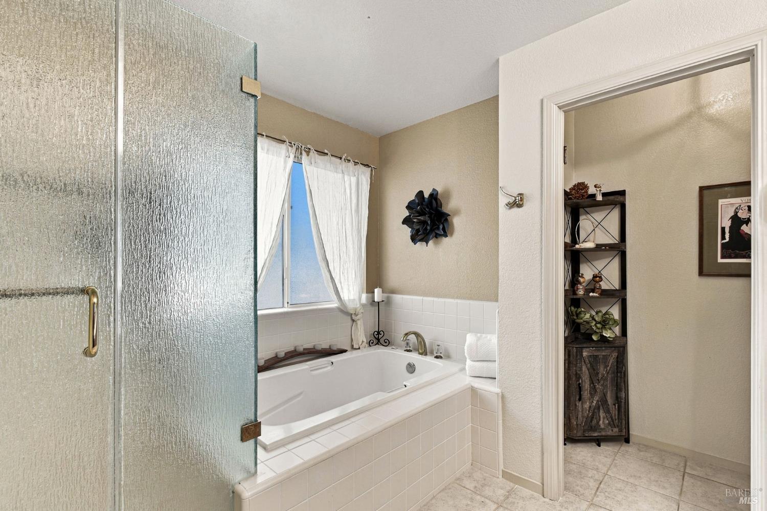 8295 Oakmont Drive Santa Rosa CA 95409