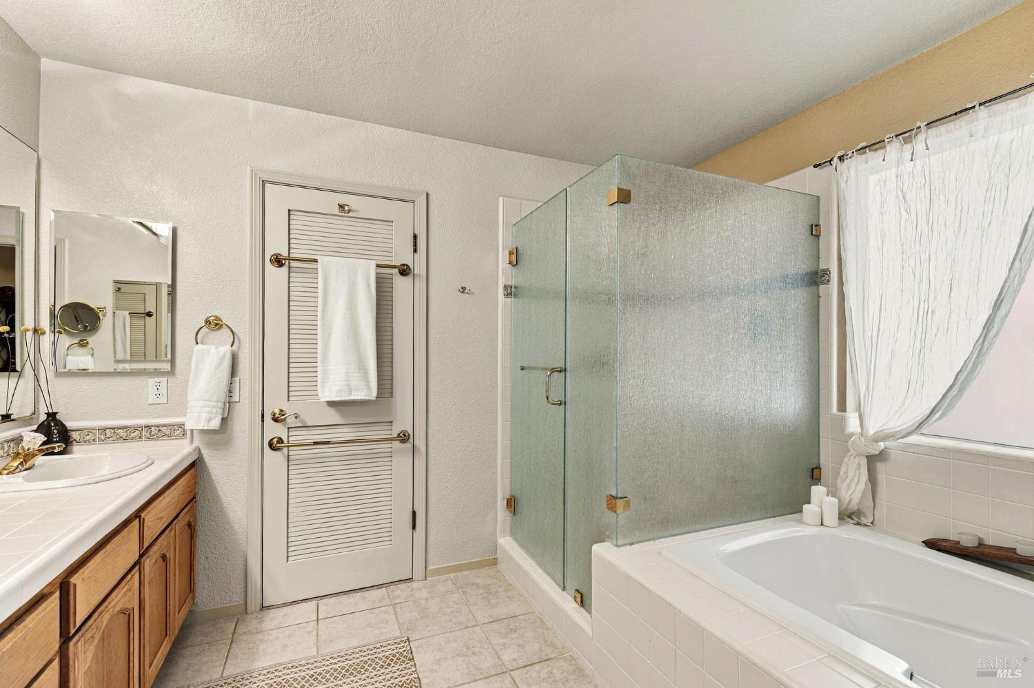 8295 Oakmont Drive Santa Rosa CA 95409