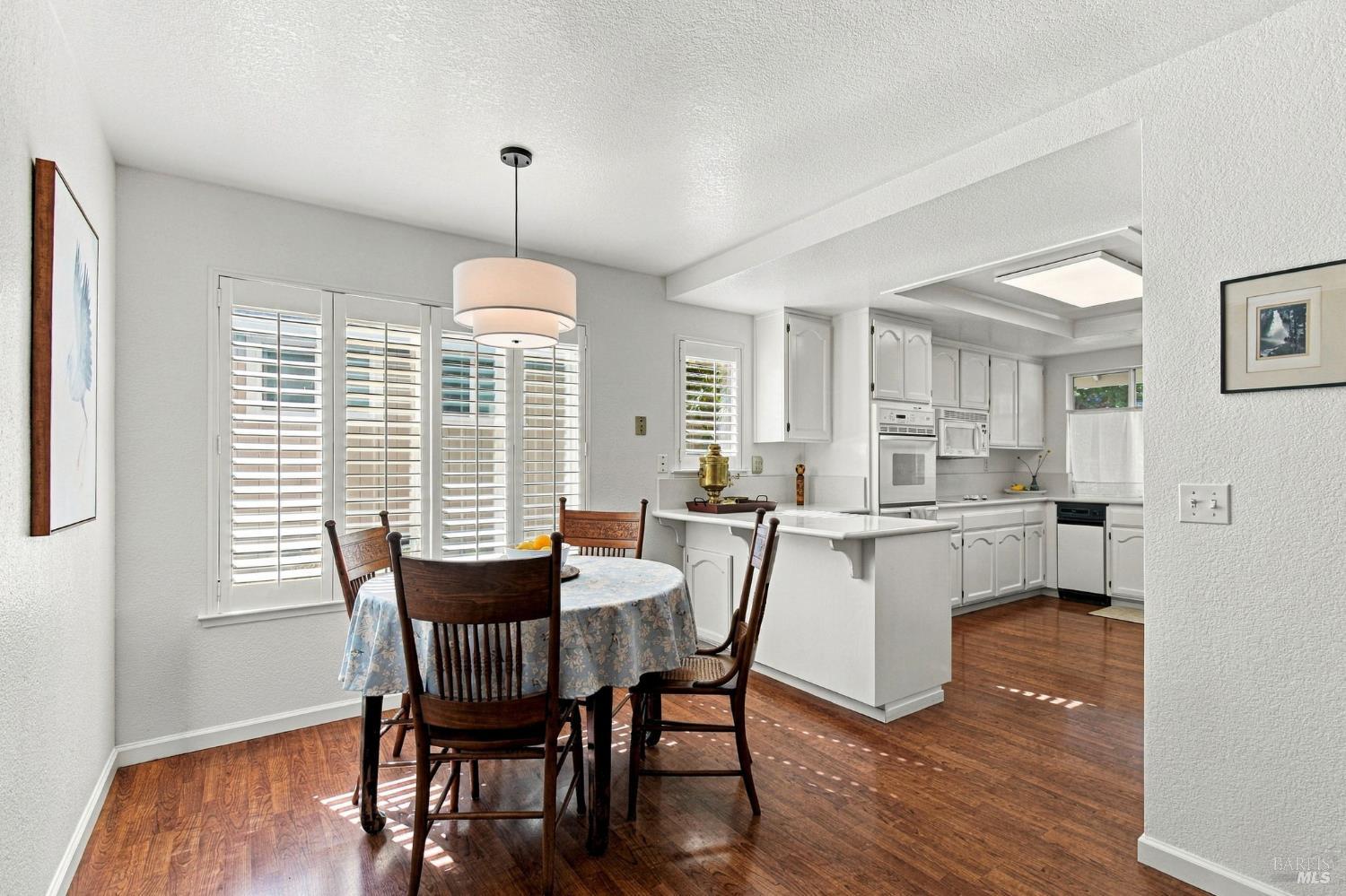 8295 Oakmont Drive Santa Rosa CA 95409