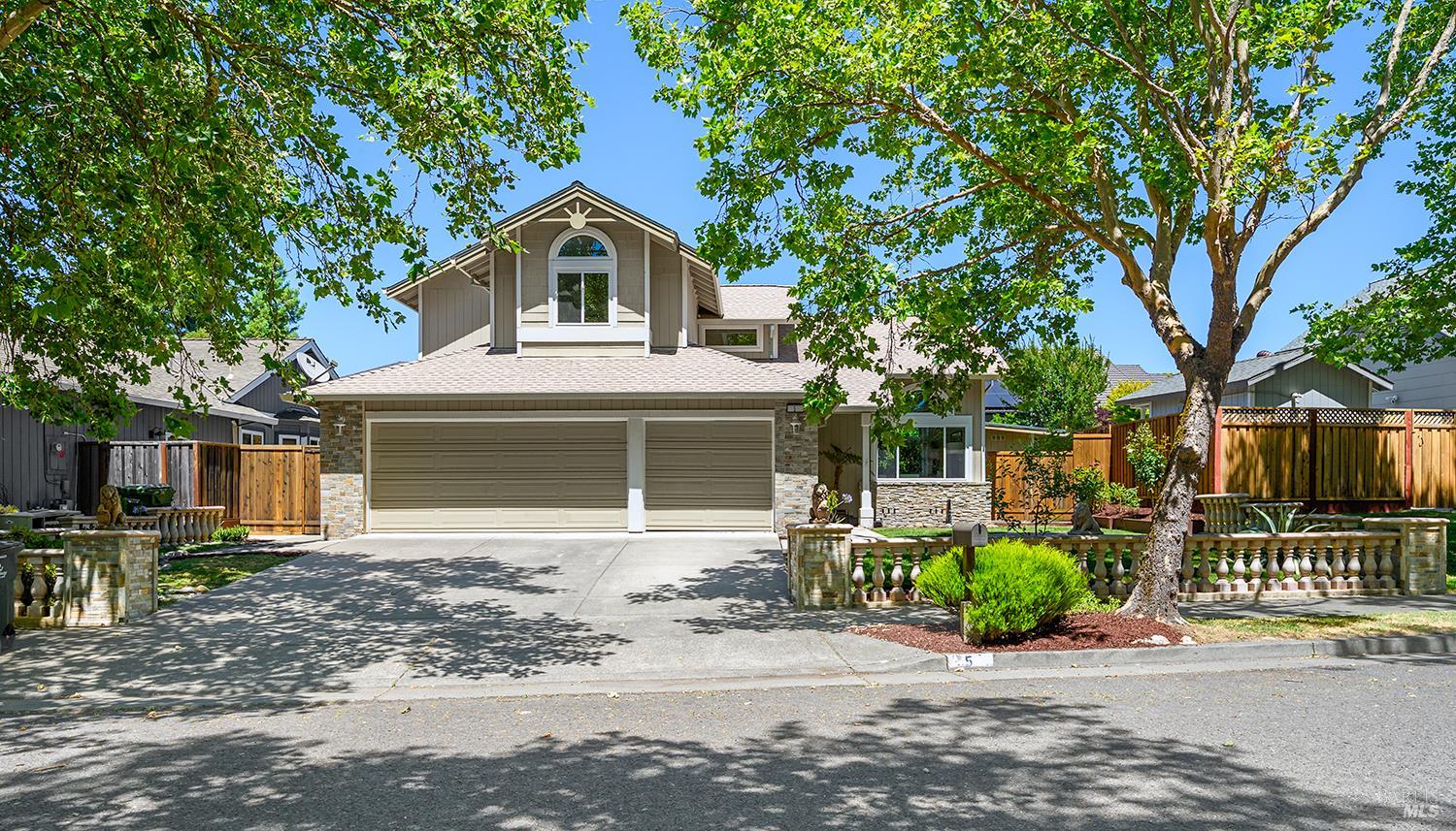 5 Starling Drive Petaluma CA 94954