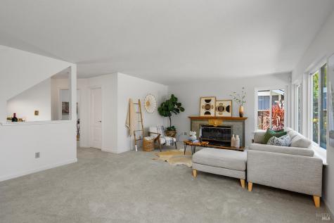 5 Starling Drive Petaluma CA 94954